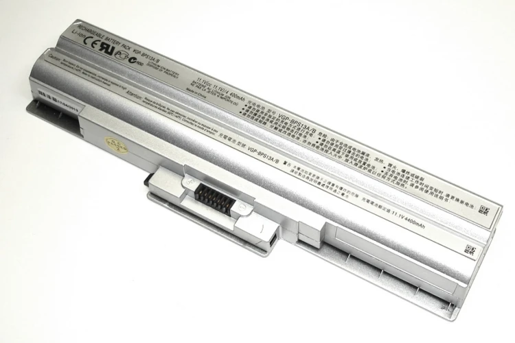 Аккумуляторная батарея для ноутбука Sony Vaio VGN-AW, CS FW (VGP-BPS13) 4400-5200mAh OEM серебристая